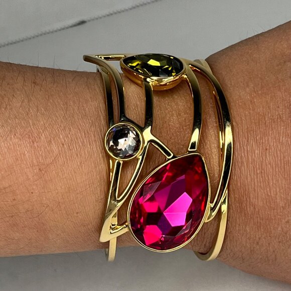 Swarovski Signed Swan Logo Wide Crystal Jeweled Gold-Tone Cuff Bracelet - Picture 7 of 7